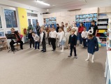 1.B s vánočním vystoupením v MŠ Trebišovská